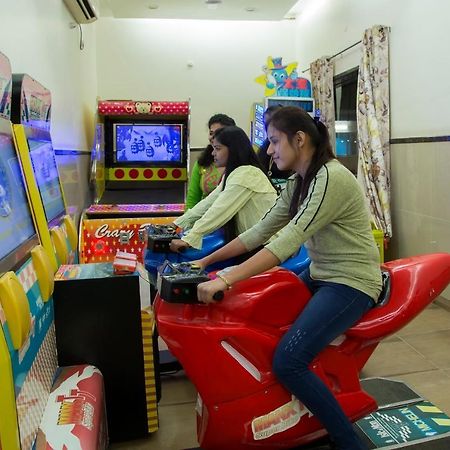 Hotel Deepali Sāgar Dış mekan fotoğraf