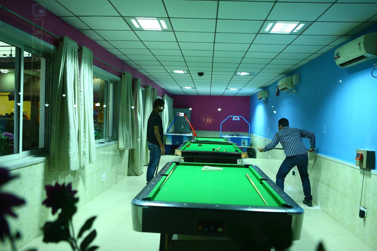 Hotel Deepali Sāgar Dış mekan fotoğraf