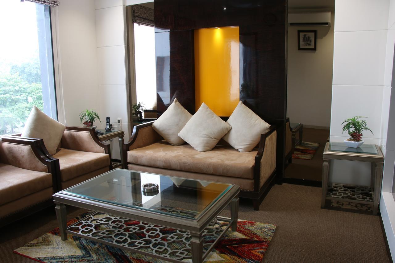 Hotel Deepali Sāgar Dış mekan fotoğraf